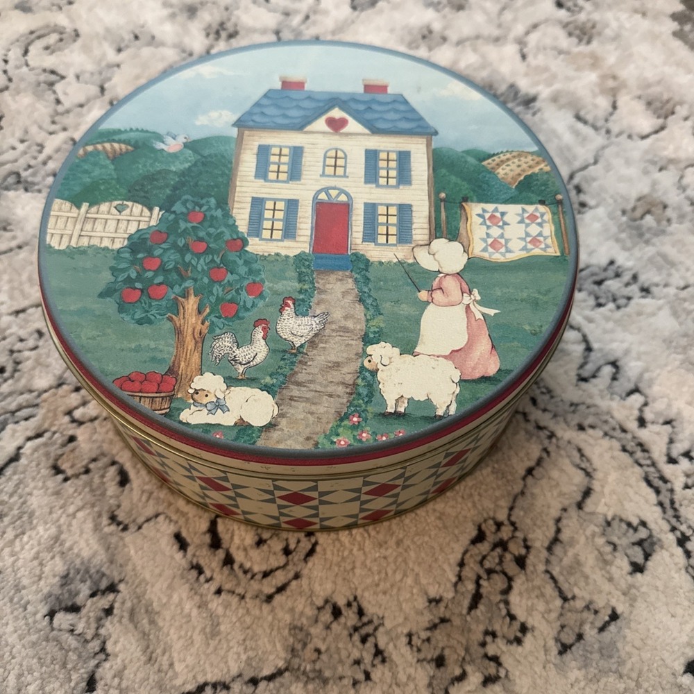 Unique 9" X 4" Tin - Vintage - Village/Country Core - Farm Quilt Apple Chicken